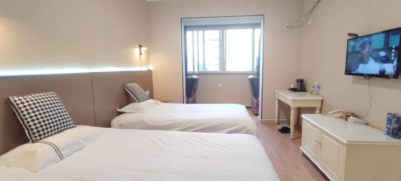 柏舟电竞酒店(彭州高铁站天府中路店)图片