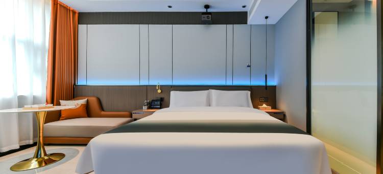 叶与晨电竞电影酒店(衡水高铁站店)图片