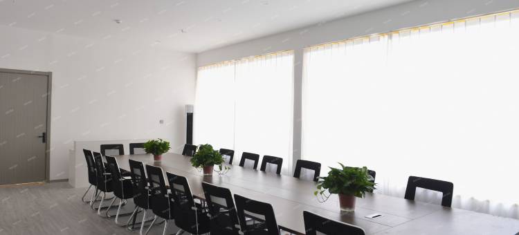 轻住悦见酒店(汶上万隆商贸城店)图片