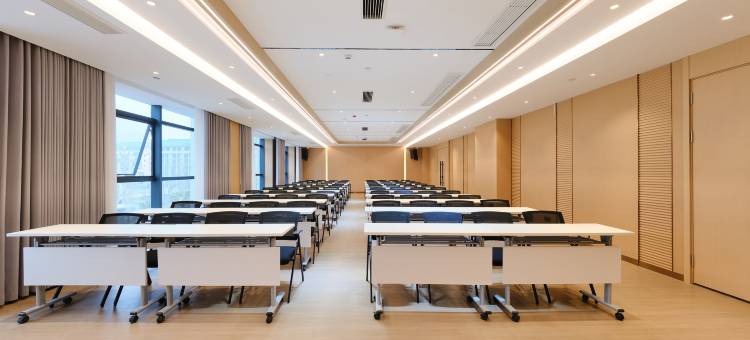 途麦豪斯大酒店(达州达川区三里古街店)图片