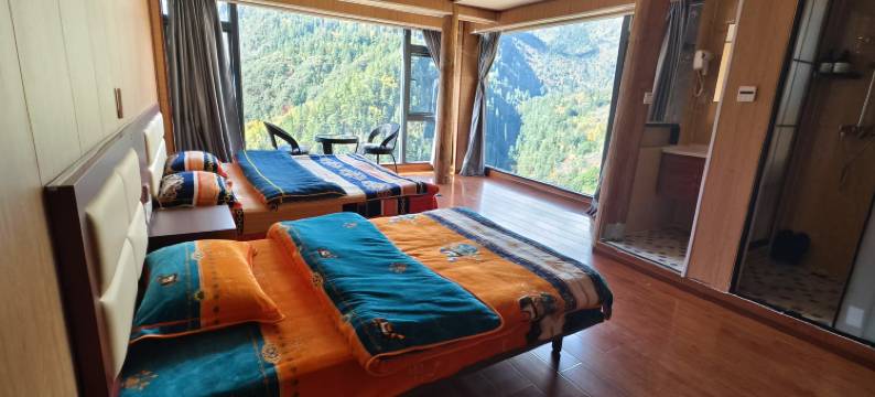 德钦逸云庭客栈图片