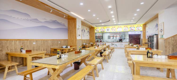 百福酒店(曲靖南城门第一人民医院店)图片