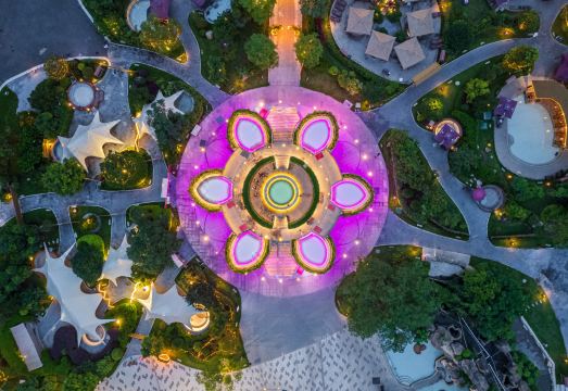 Freely Hover Golden Shuitai Hot Spring Town Hotel Overview