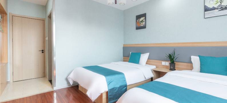 青岛石榴迦酒店(隐珠地铁站宏程新天地店)图片