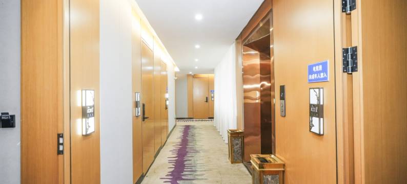 临祥商务酒店(临沧南天商贸城店)图片