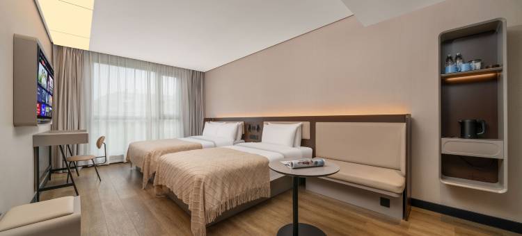 泊忆酒店(江山市体育馆店)图片