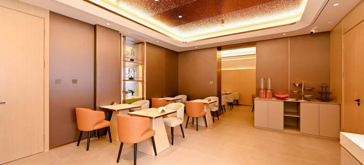 白玉兰酒店(淄博八大局淄博站店)图片