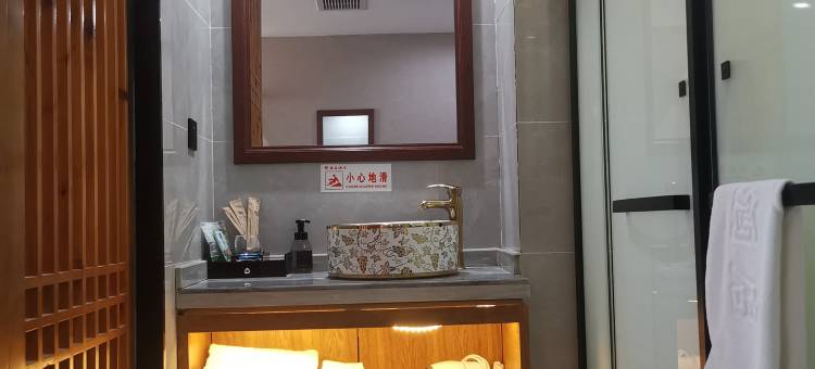 筠连龙庭酒店图片