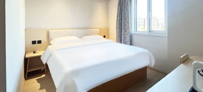 迪澳熊酒店(天津儿童医院刘园地铁站店)图片