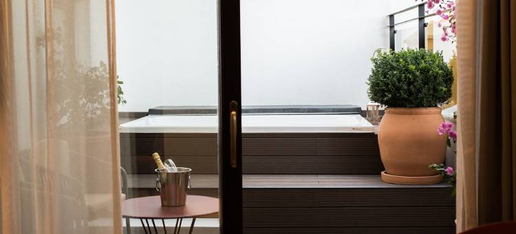 穆里略圣克鲁斯广场套房公寓(Suites Murillo Plaza Sta. Cruz)图片