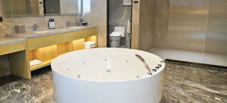 华蔚国际酒店(东莞石碣紫檀木博物馆店)图片