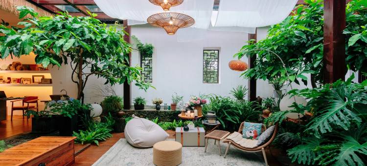 腾冲花房艺墅民宿(和顺古镇野鸭湖店)图片