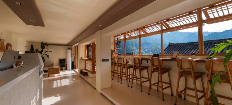 吾悦山YuePeak·三境一宿(西江千户苗寨观景台店)图片