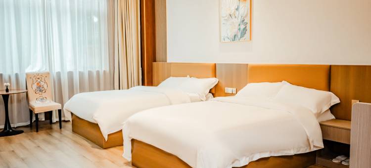 乐点酒店(世纪新城公交站店)图片