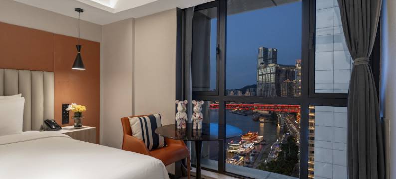 FunGee欢致江景酒店(重庆洪崖洞解放碑步行街店)图片