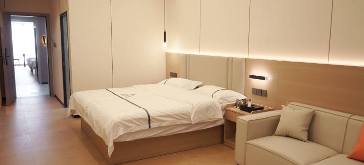 龙鑫公寓(佛山顺德龙江会展中心店)图片