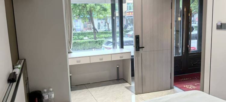 嘉荫嘉途智享宾馆图片