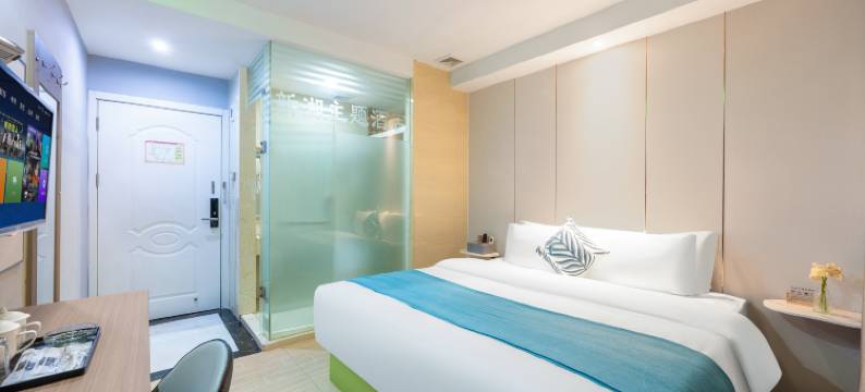 深圳新湖主题酒店(黄贝岭店)图片