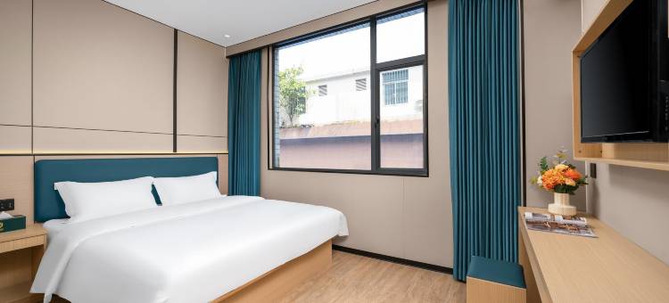 宜诺臻品酒店(十三行服装批发市场华林寺地铁站店)图片