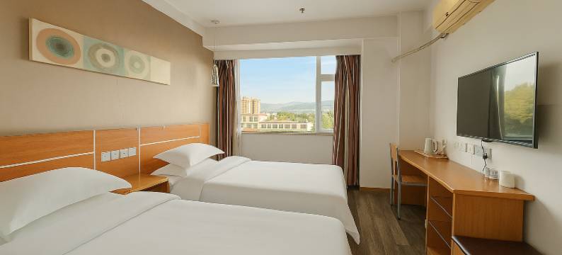 德优酒店(涞源汽车站店)图片