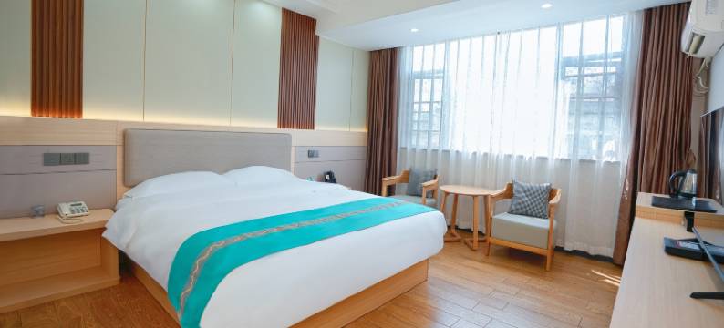 钰龙智选酒店(贺州缤纷环球城店)图片