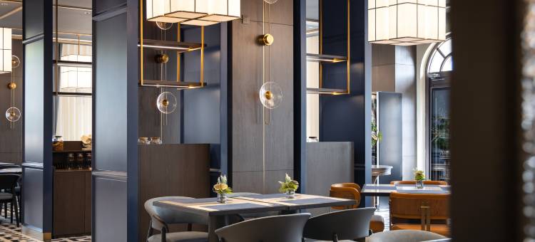 枫渡酒店(大连梭鱼湾足球场店)图片