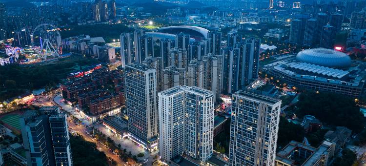 高空观景猴子酒店(贵阳观山湖奥体匹克体育中心店)图片