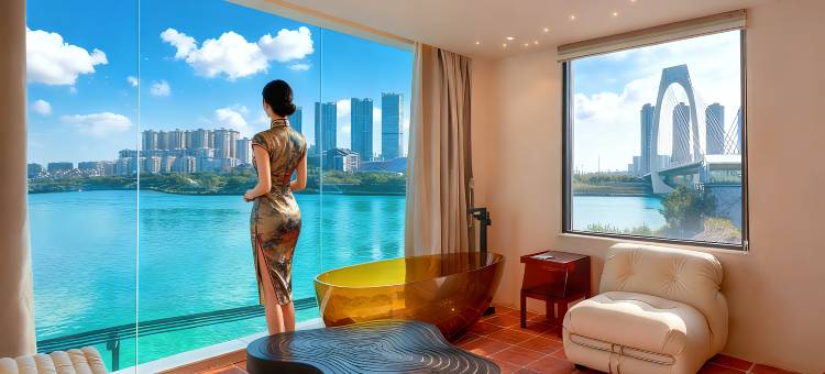 南宁乐壳水畔酒店(万象城方特东盟神画店)图片