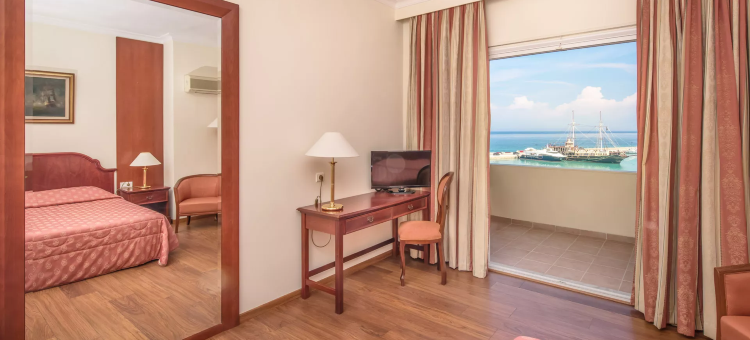 斯特拉达滨海酒店(Strada Marina Hotel)图片