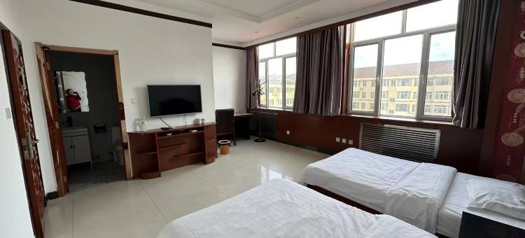 平泉海天假日酒店图片