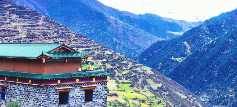 花筑·唐拉颇章·悬崖藏地民宿(牟尼沟风景区店)图片