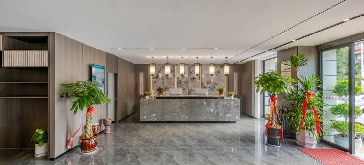 御品景江度假酒店(西双版纳景洪告庄星光夜市店)图片