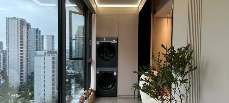 武汉邮苑驿居酒店(光谷杨家湾地铁站店)图片