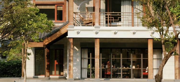吾以溪右 · Creekside庭院度假民宿(三宝国际陶艺村店)图片