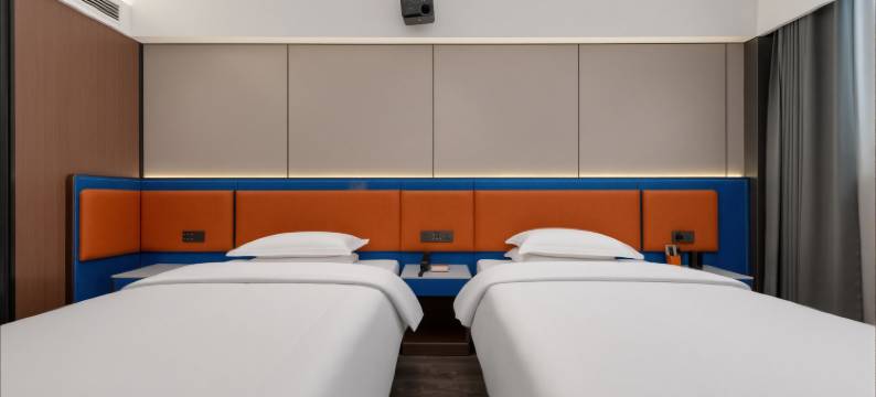 陌上轻奢酒店(信阳火车站西亚城店)图片