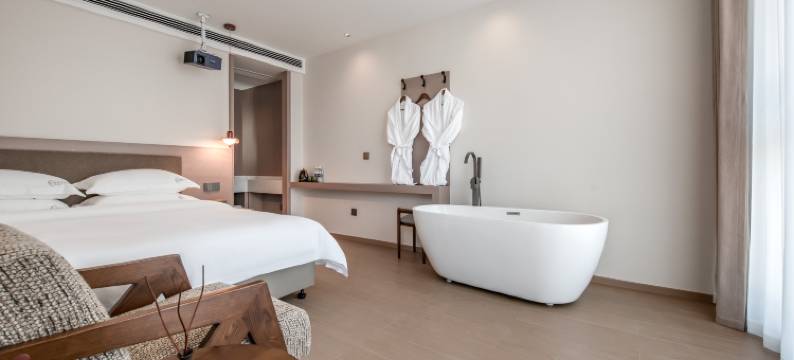 逅浪2005海景音乐泳池民宿(东极岛东福山店)图片