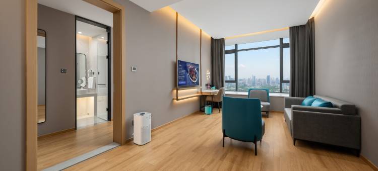 白玉兰商务酒店(郑州黄河科技学院紫荆山南路店)图片