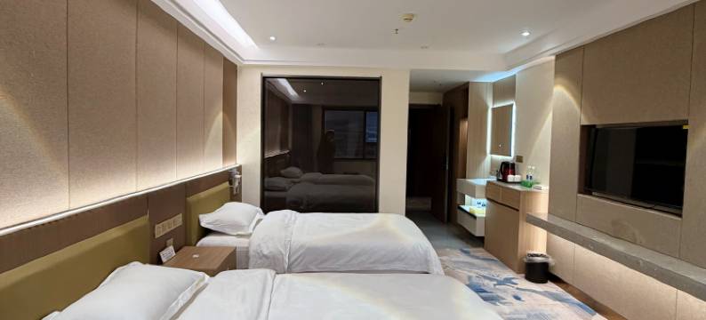 碌曲大酒店图片