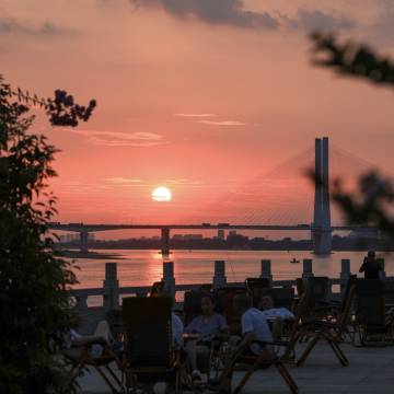 荆州丨莳野空中花园·江景假日酒店(五一路店)图片