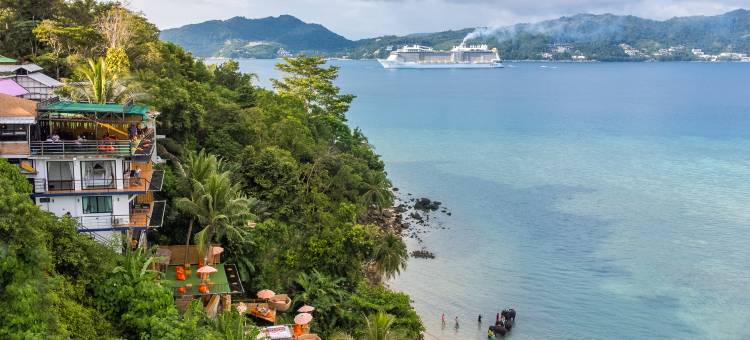 普吉舒适的海滨酒店(The Cozy Beachfront Phuket)图片