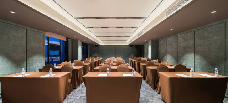 常德武陵阁步行街桔子水晶酒店图片