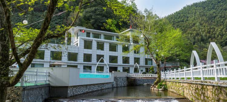 双河•不知舟Shuanghe·Drift Boat House枕林溯溪轻奢美宿图片