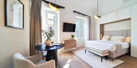 Select Malaga Suites