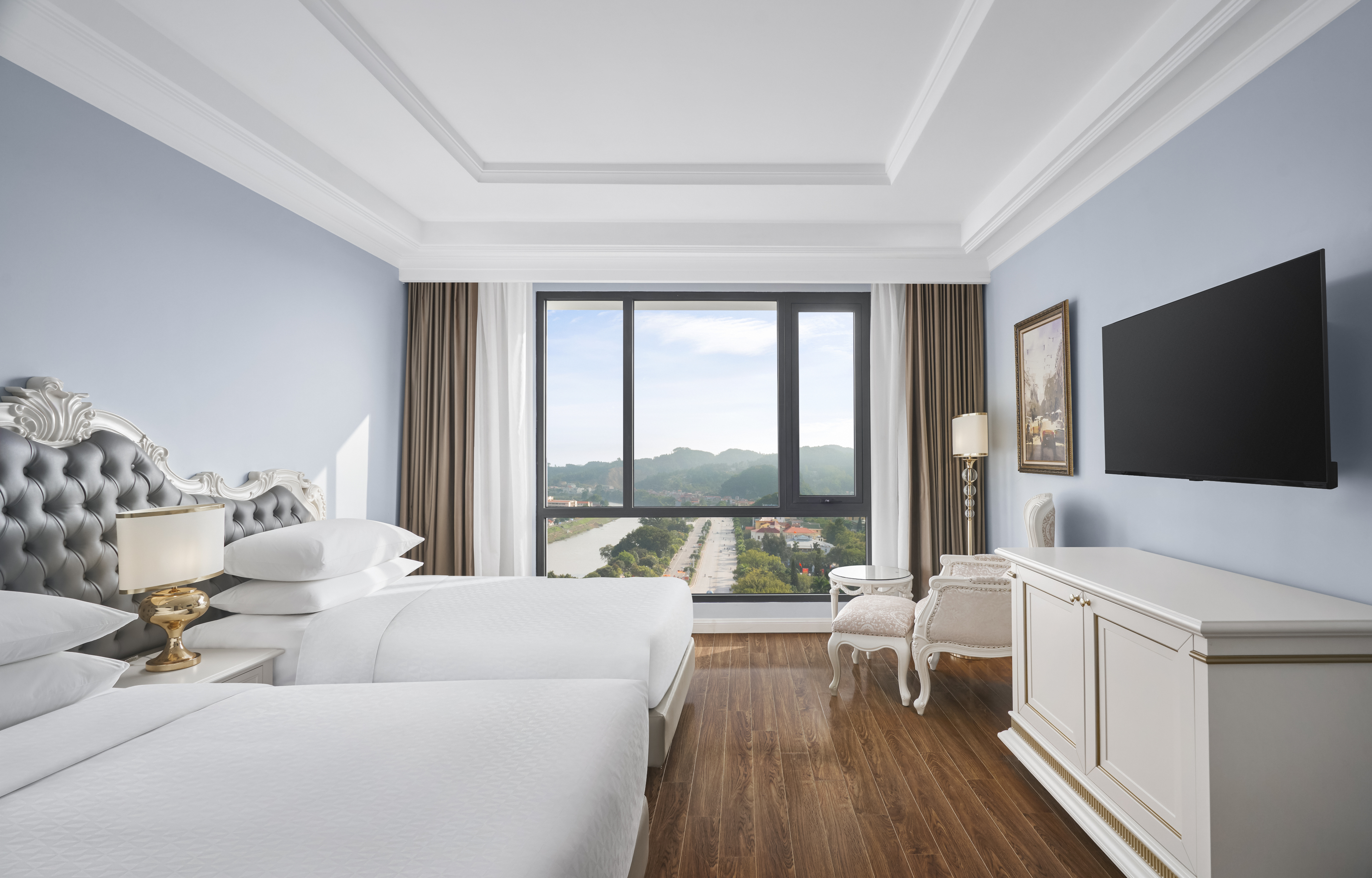 Four Points By Sheraton Lang SonOver view