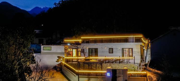 花筑·泰山橡薇民宿(红门登山口店)图片