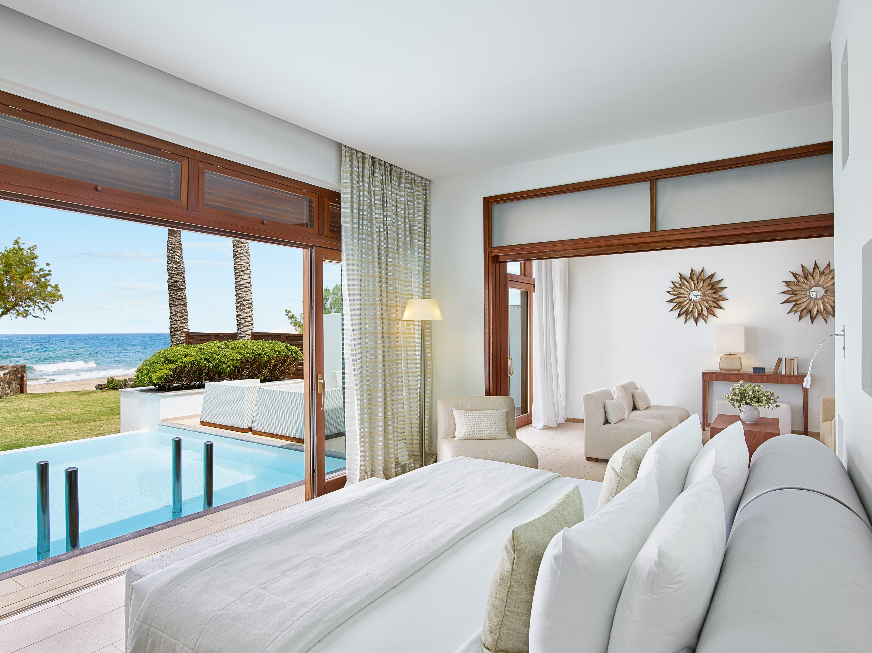 Amirandes, A Grecotel Resort to LiveOver view