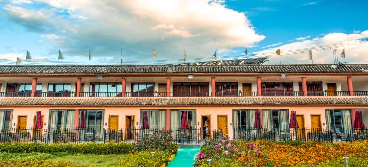 泸沽湖璞山云美女儿国度假酒店图片