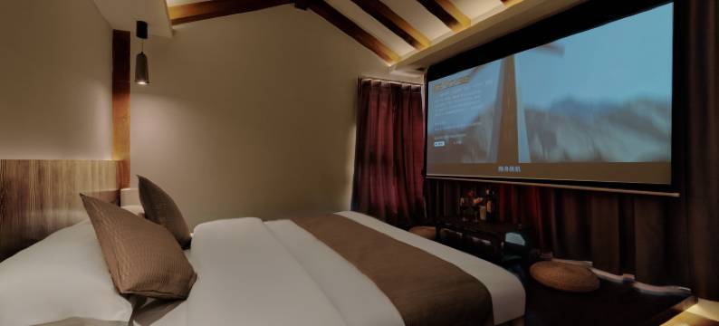 水畔居观景花园美宿(丽江古城四方街店)图片