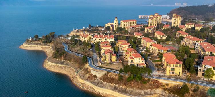 花筑·履程拾光民宿(黄山太平湖景区店)图片