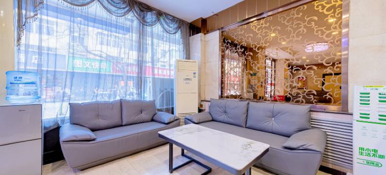 轻住·申鹏酒店(西安大差市地铁站店)图片